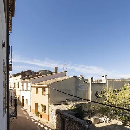 Carrebaix Iv Apartment *